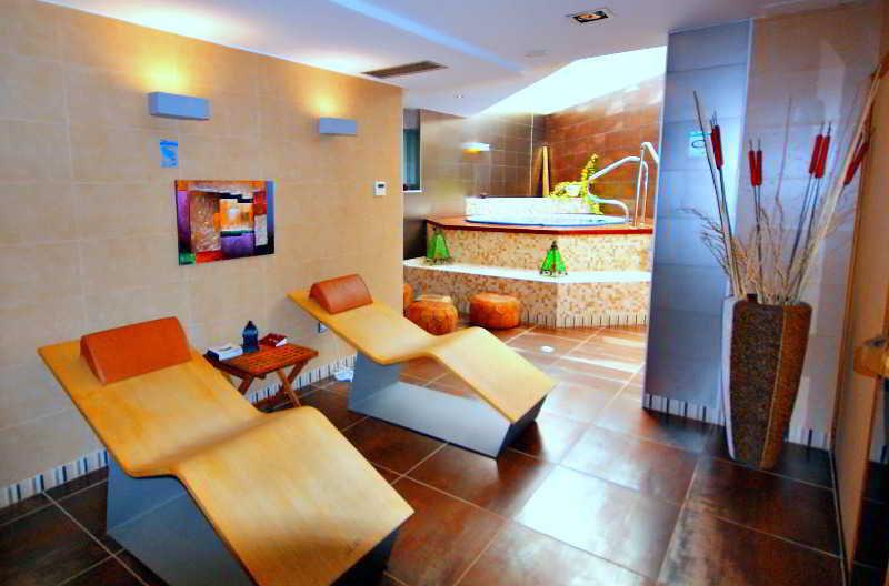 Leo Deluxe Punta Umbria (Adults Only) Apartment Exterior photo
