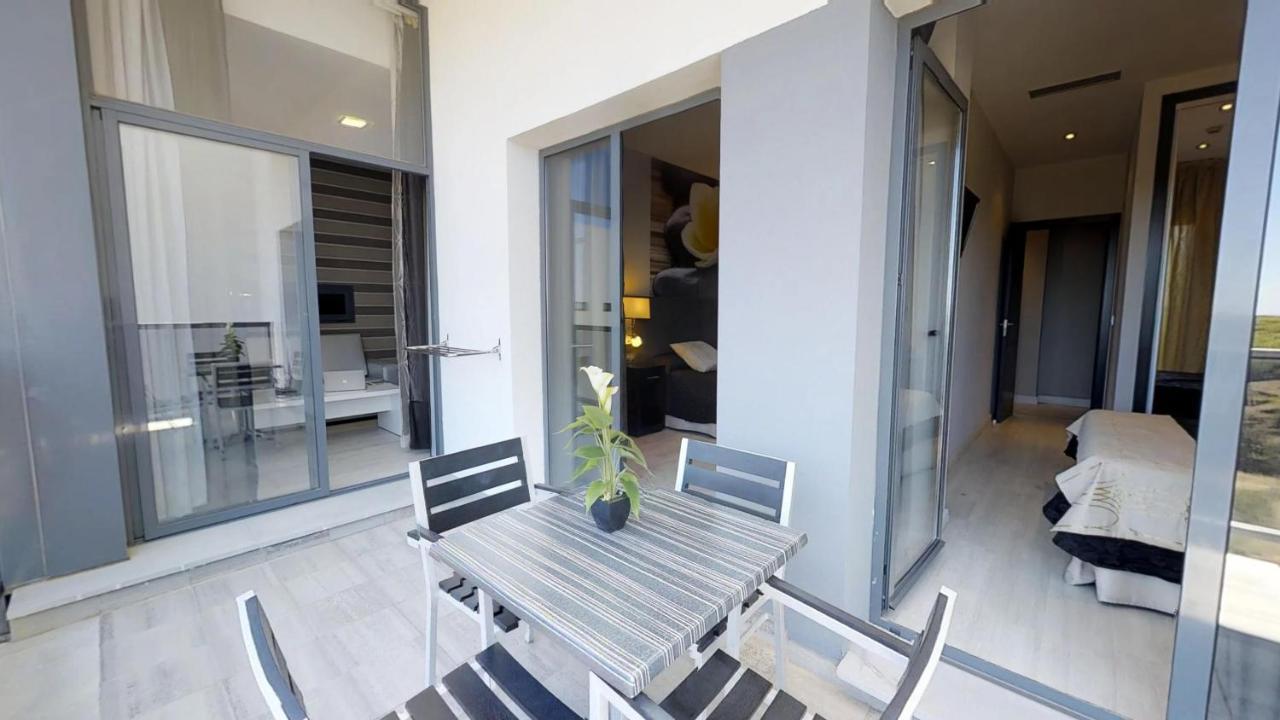 Leo Deluxe Punta Umbria (Adults Only) Apartment Exterior photo