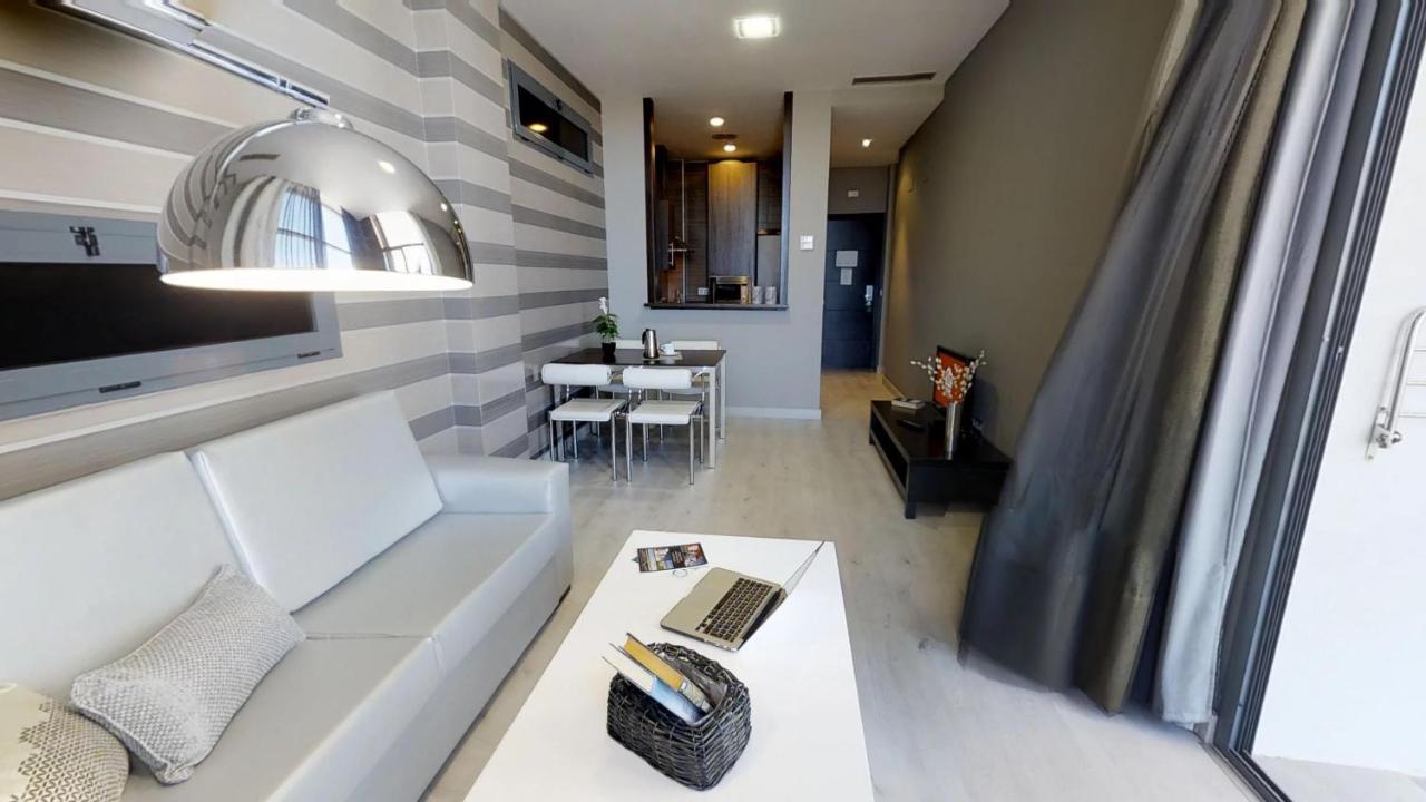 Leo Deluxe Punta Umbria (Adults Only) Apartment Exterior photo