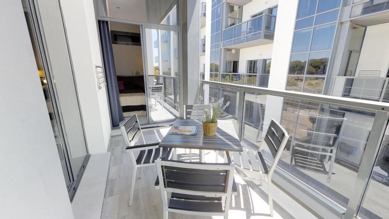 Leo Deluxe Punta Umbria (Adults Only) Apartment Exterior photo