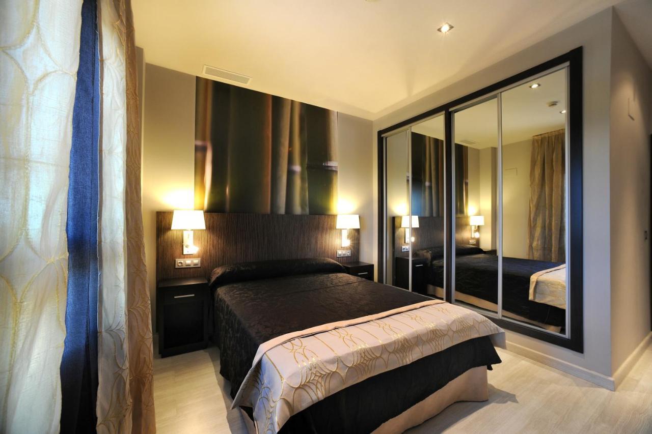 Leo Deluxe Punta Umbria (Adults Only) Apartment Exterior photo